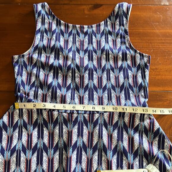 Divided H&M Colorful Print Knit Fit and Flare Dress - Picture 8 of 9